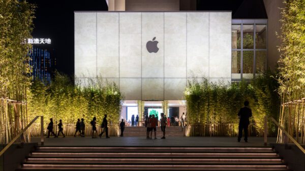 Storefront of a huge Apple store in China